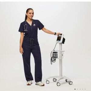 Figs scrub jumpsuit xs black bnwt